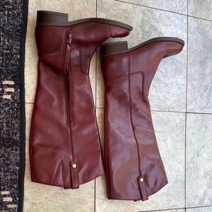 INC International Concepts Women's burgundy Winter Boots. Size 6.5.